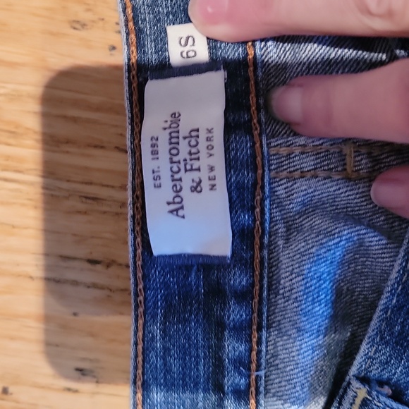 Abercrombie And Fitch Blue Distressed Jeans ERIN - Picture 6 of 9